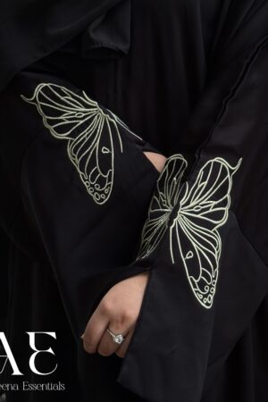Mariposa abaya🦋 in Butter yellow