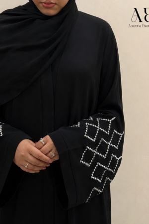 Nafees Abaya